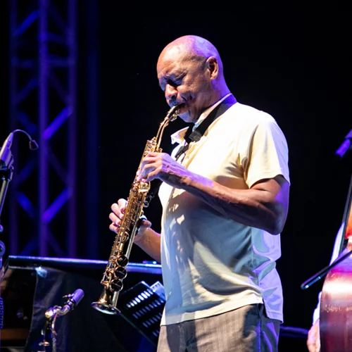 Η συναυλία του Branford Marsalis Quartet σηματοδοτεί την επιστροφή στα μεγάλα live jazz events!